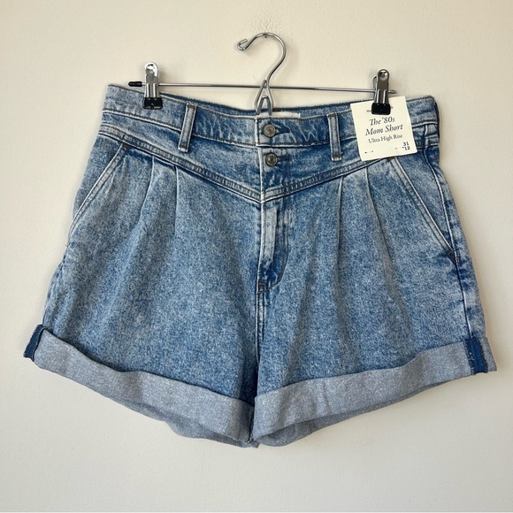 NWT Abercrombie The 80’s Mom Short Ultra High Rise Light Acid Wash - Picture 2 of 7